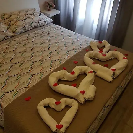 A Maronn Ro'carmin *