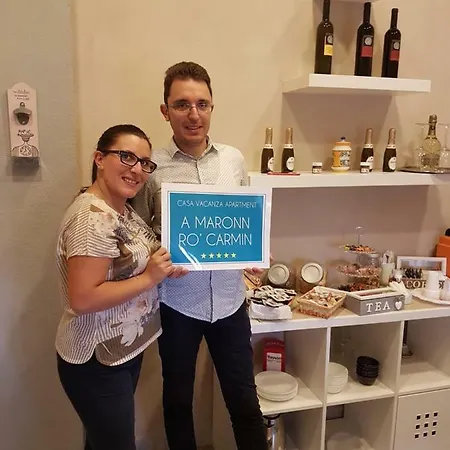 A Maronn Ro'carmin * Nápoly