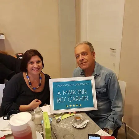 A Maronn Ro'carmin Panzió Nápoly