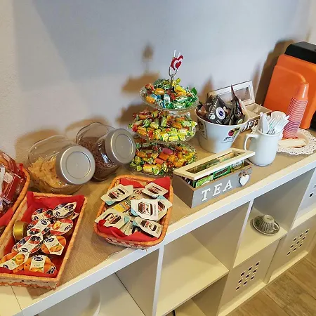 A Maronn Ro'carmin * Nápoly