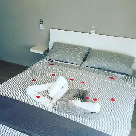 A Maronn Ro'carmin Bed & Breakfast *